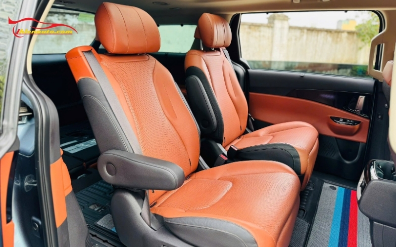 Hướng dẫn bảo dưỡng tăng tuổi thọ ghế da ô tô Kia Carnival