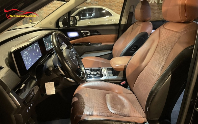 Thiện Auto đo, may và lắp đặt trực tiếp tại gara không qua trung gian