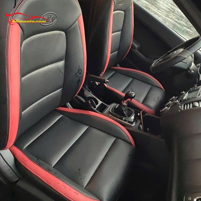 So với nỉ zin, bọc ghế da xe Kia Cerato đa dạng mẫu mã lựa chọn và phối màu theo yêu cầu