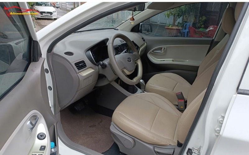 Giá bọc ghế da Kia Morning tại Thiện Auto dao động từ 4.000.000 VNĐ - 7.000.000 VNĐ