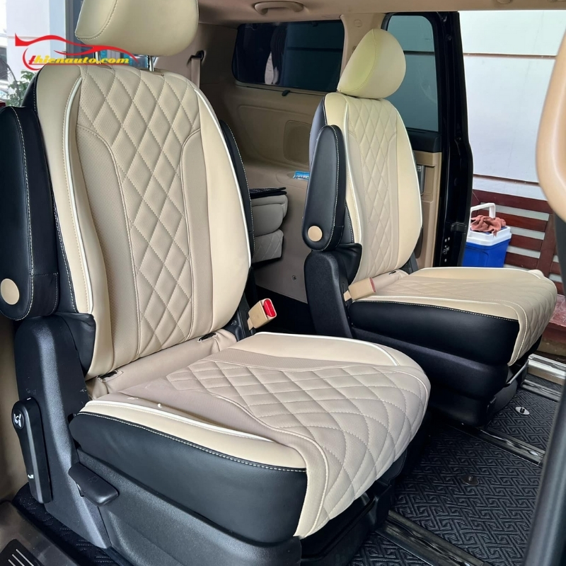 Mẫu bọc ghế Kia Sedona may hình quả trám