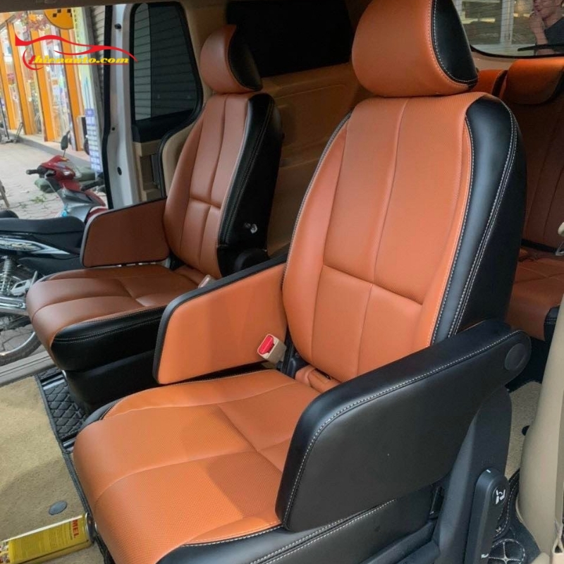 Bọc ghế da Kia Sedona tạo độ êm ái, thoáng khí và dễ lau chùi