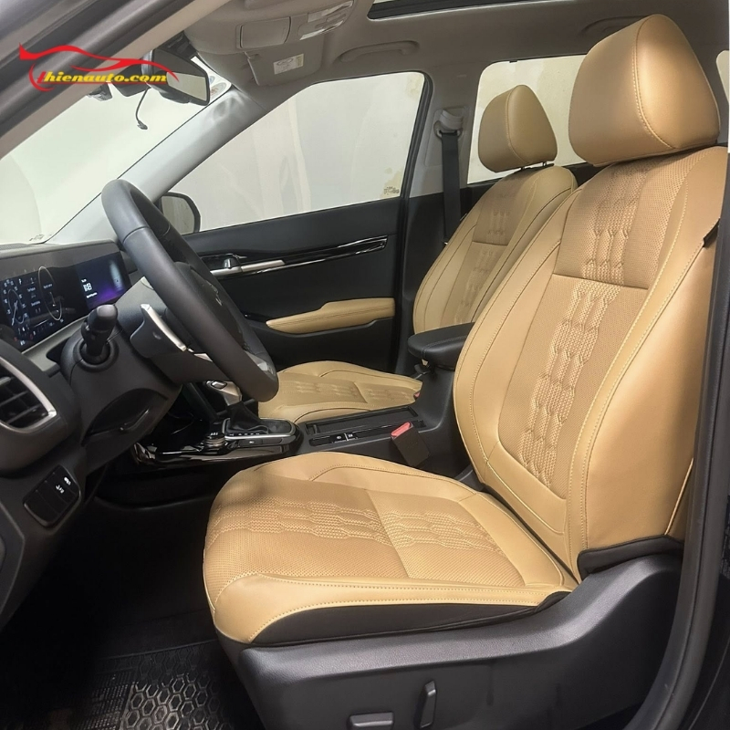 Giá bọc ghế da xe Seltos tham khảo từ 7.000.000 - 10.000.000 VNĐ