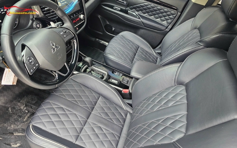Bọc ghế da Mitsubishi Outlander loại da công nghiệp 