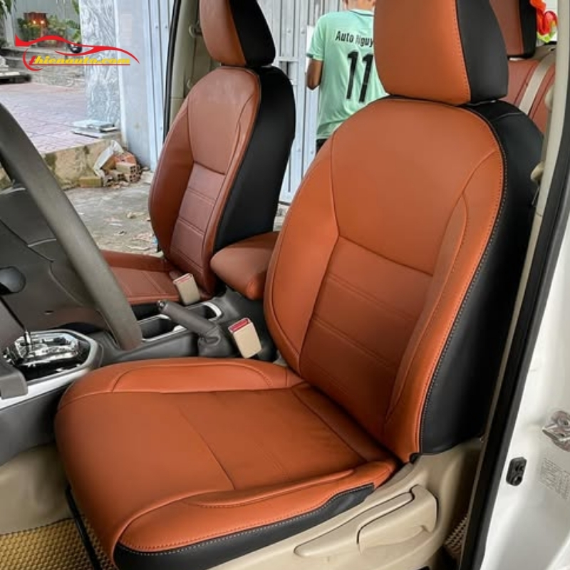 Mẫu bọc ghế Nissan Navara theo form nguyên bản