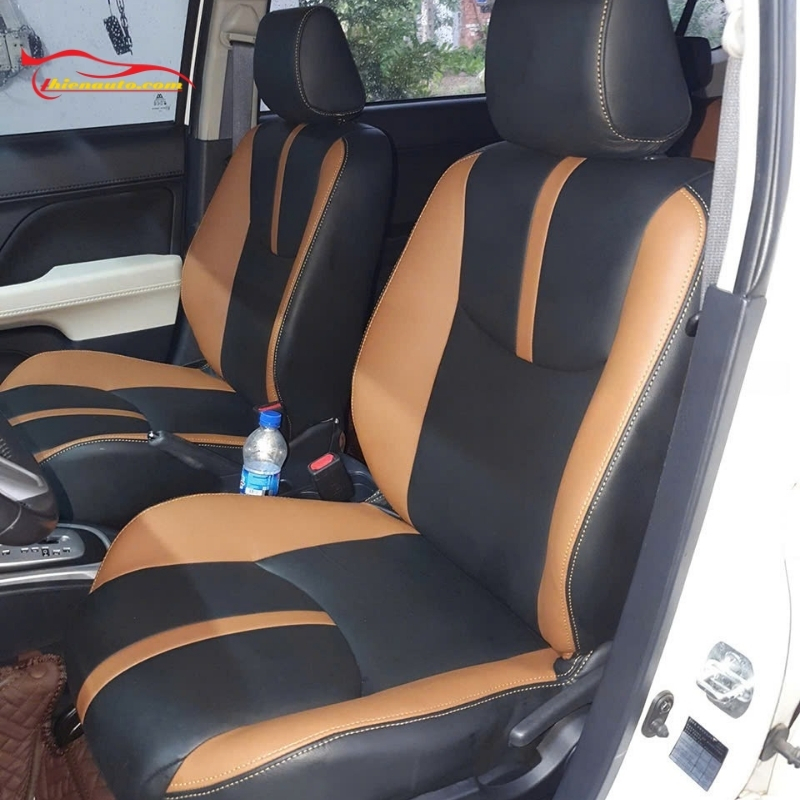 Bọc ghế da Toyota Rush Chủ xe lựa chọn phối màu bọc ghế da đen - cam tinh tế