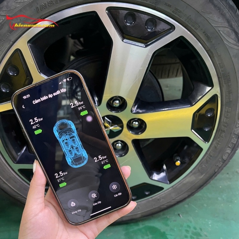 Thiện Auto thi công lắp đặt cảm biến áp suất lốp gắn lỗ chờ C398 cho Mitsubishi Xpander