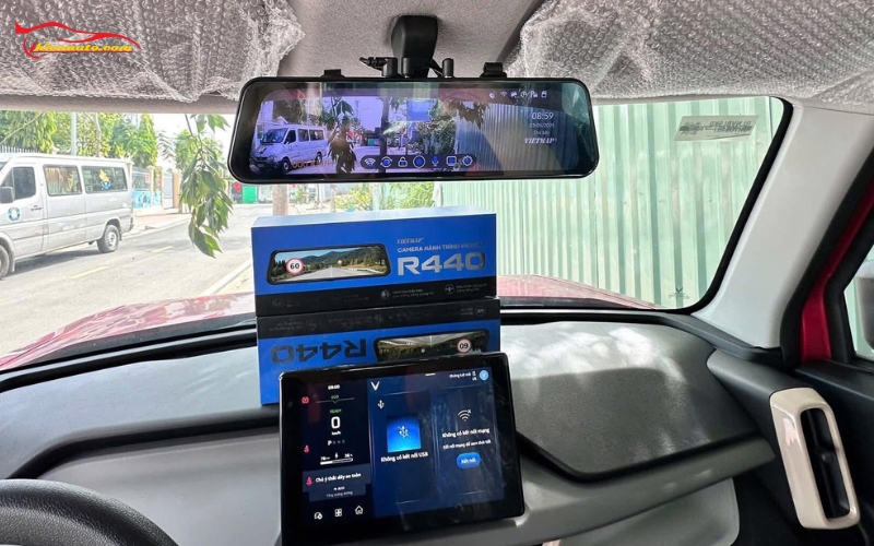 Camera hành trình gương chiếu hậu tốt nhất: Vietmap R440
