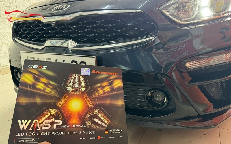 Độ đèn Kia Sonet mẫu bi gầm Aozoom Wasp 3.0
