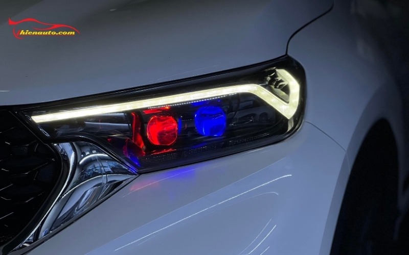 Độ đèn Kia Sonet mẫu pha X-Light F+ Ultra