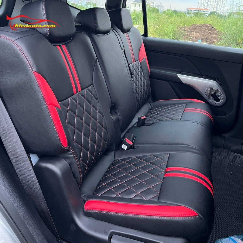 Giá bọc da ghế ô tô nappa tại Thiện Auto dao động từ 6.100.000 - 10.000.000 đồng