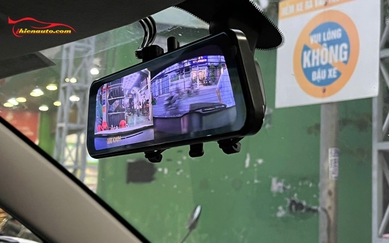 Nếu camera không lên nguồn, hãy thử kiểm tra jack cắm hoặc nguồn tẩu