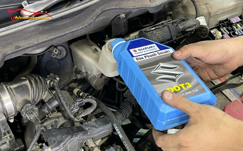 Hình ảnh bảo dưỡng Suzuki XL7 140000km màn ODO tại Thiện Auto