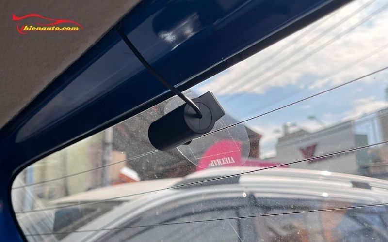 Hình ảnh thực tế độ Suzuki Swift combo camera Vietmap S860 và TPMS Icar C398 tại Thiện Auto