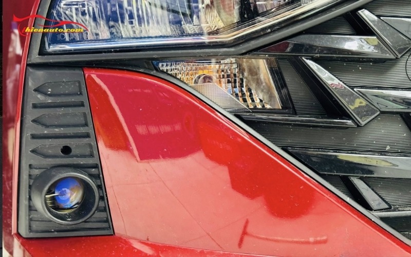 Độ đèn gầm xe Hyundai Accent tăng sáng vào ban đêm