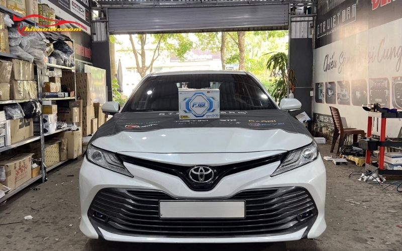 Độ đèn Toyota Camry chính hãng, giá tốt