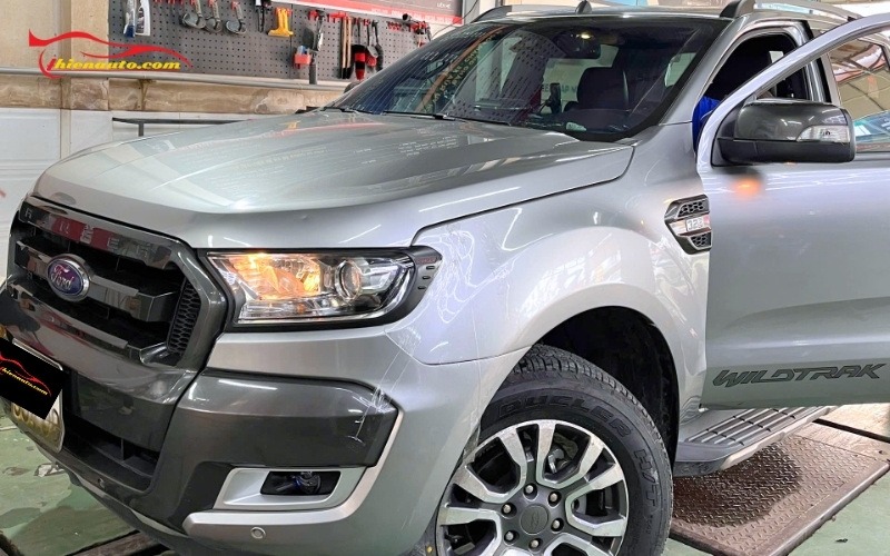 Ford Ranger độ đèn gầm và đèn pha: F10 Turbo và Naoevo S8 Pro Ford Ranger độ đèn gầm và đèn pha: F10 Turbo và Naoevo S8 Pro