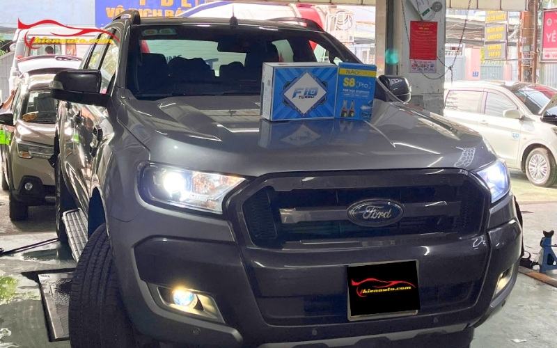 Ford Ranger độ đèn gầm và đèn pha: F10 Turbo và Naoevo S8 Pro Ford Ranger độ đèn gầm và đèn pha: F10 Turbo và Naoevo S8 Pro