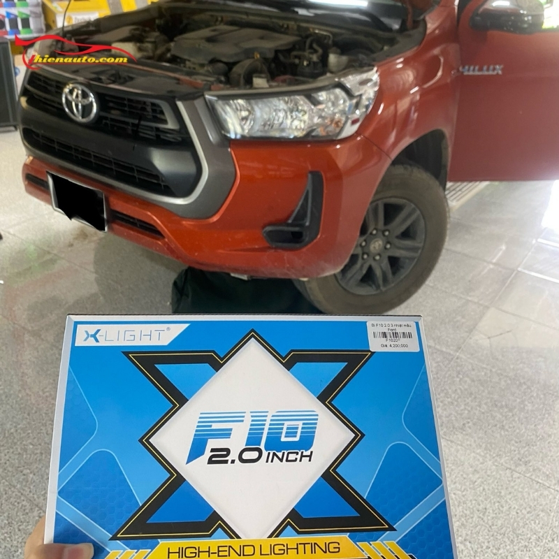 Độ đèn Toyota Hilux mẫu bi gầm F10 2.0