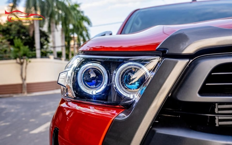 Giải đáp thắc mắc về dịch vụ độ đèn Toyota Hilux