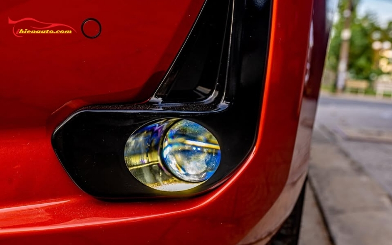 Độ đèn gầm xe ô tô Toyota Hilux tăng sáng mạnh 3-4 lần