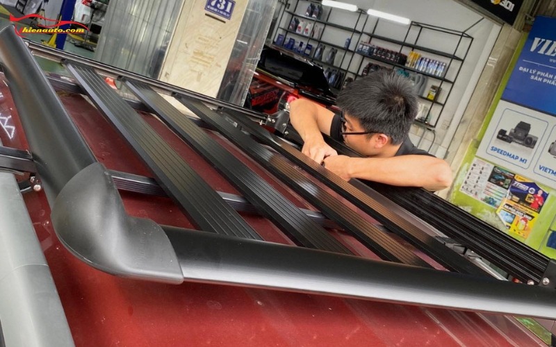 Lắp đặt giá nóc Mitsubishi Destinator