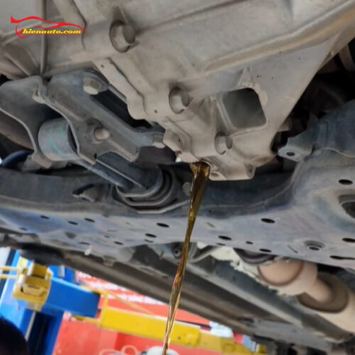 Cứ 2 lần thay dầu nên thay 1 lần lõi lọc dầu