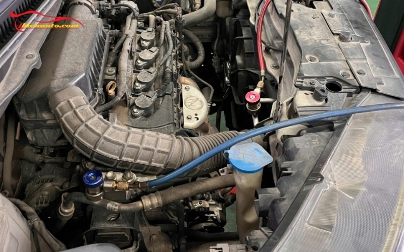 Điều hòa Suzuki XL7 bị Mất lạnh: Nguyên nhân và cách khắc phục Hình ảnh xử lý điều hòa Suzuki XL7 bị mất lạnh thực tế tại Thiện Auto