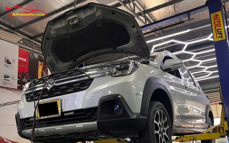 Điều hòa Suzuki XL7 bị Mất lạnh: Nguyên nhân và cách khắc phục Hình ảnh xử lý điều hòa Suzuki XL7 bị mất lạnh thực tế tại Thiện Auto