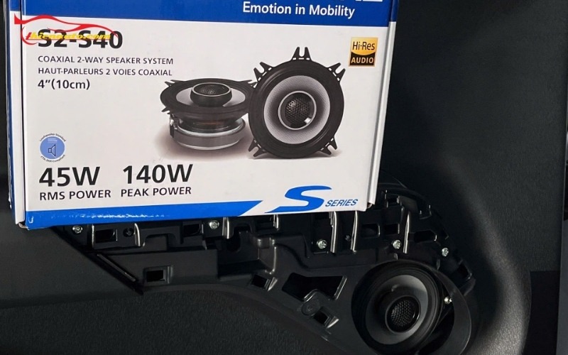 Hình ảnh độ xe Vinfast Limo Green đen thực tế tại Thiện Auto