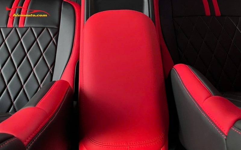 Hình ảnh độ xe Vinfast Limo Green đen thực tế tại Thiện Auto