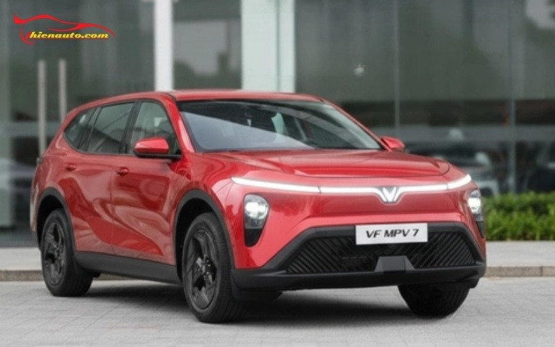 So sánh Vinfast VF MPV 7 và Vinfast Limo Green nâng cấp thêm gì? So sánh Vinfast VF MPV 7 và Vinfast Limo Green chi tiết