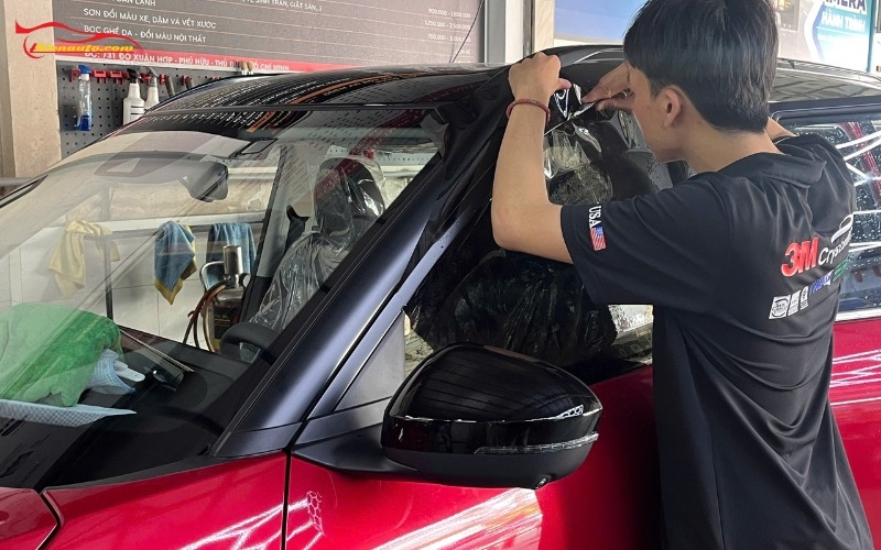 Mitsubishi Destinator độ gì? Gợi ý các hạng mục nên độ bản Premium Mitsubishi Destinator độ gì: Dán phim cách nhiệt Destinator