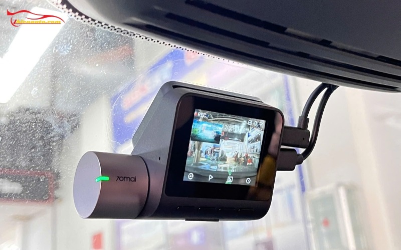 Mitsubishi Destinator độ gì? Gợi ý các hạng mục nên độ bản Premium Mitsubishi Destinator độ gì: Lắp camera hành trình ô tô 70mai A510