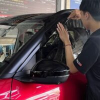 Có nên dán phim cách nhiệt 1 chiều ô tô không? Đánh giá ưu điểm chi tiết