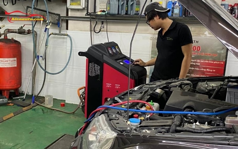 Theo khuyến cáo, thay nhớt hộp số Mazda 6 định kỳ sau khoảng 60.000 - 80.000 km vận hành