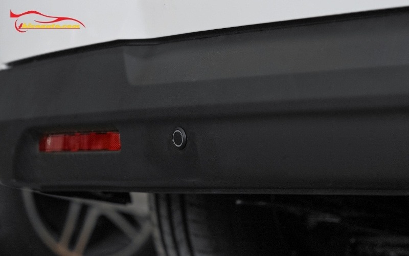 Cảm biến va chạm Vinfast EC Van Lắp cảm biến va chạm Vinfast EC Van lái xe an toàn trong đô thị