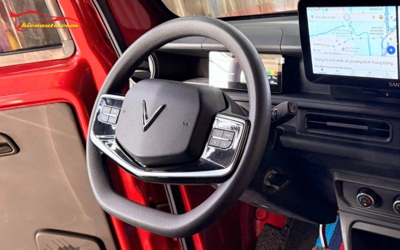 Độ cụm phím vô lăng Vinfast EC Van tăng trãi nghiệm khi lái xe
