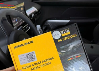 Vinfast Limo Green lắp cảm biến lùi Steelmate R4 chuẩn kỹ thuật tại Thiện Auto