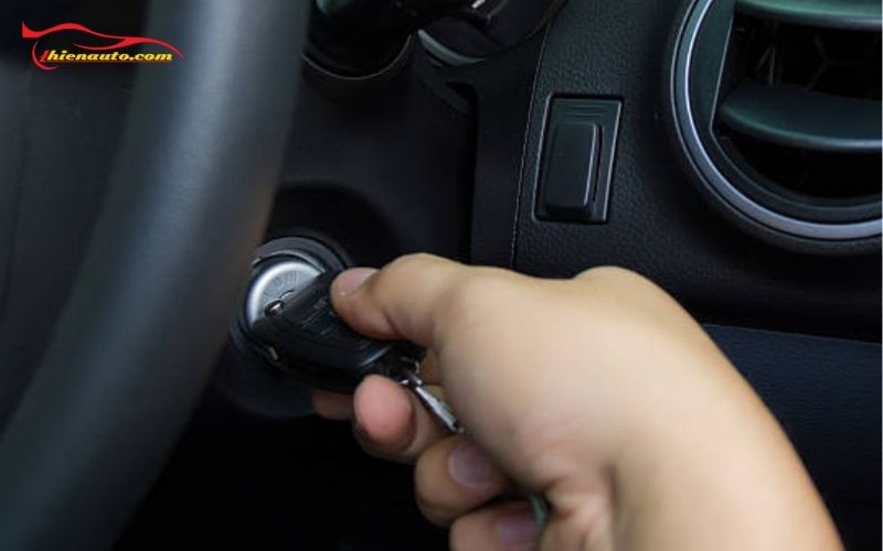 Xe bị khoá vô lăng: Nguyên nhân và cách xử lý nhanh nhất
