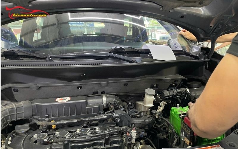 Bảo dưỡng đinh kì giúp khắc phục xe ô tô bị giật khi đạp ga