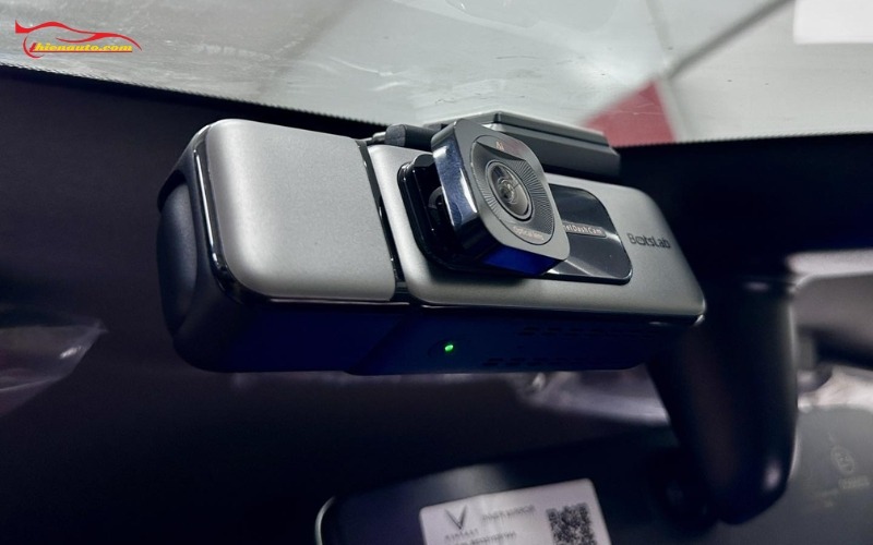 VinFast Limo Green lắp camera 3 mắt Botslab G980H ghi hình 4K sắc nét Thông số nổi bật camera hành trình Botslab G980H ghi hinh 3 kênh