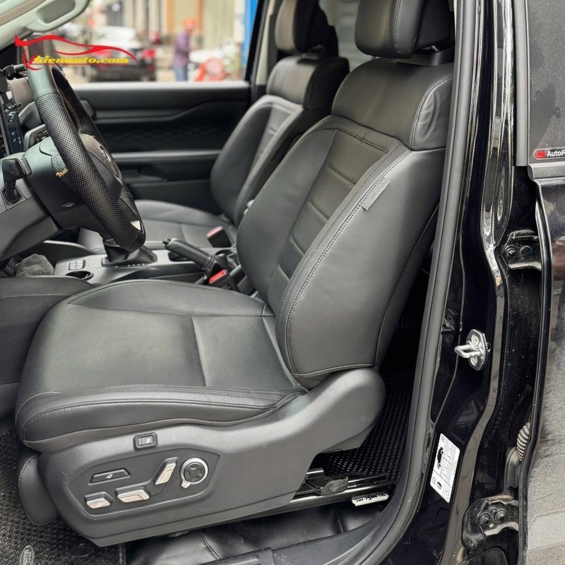 Độ ghế chỉnh điện Ford Ranger Độ ghế chỉnh điện Ford Ranger tăng tính tiện nghi ngả ghế thư giãn