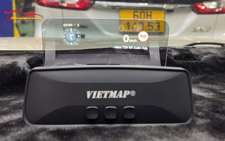 Lắp HUD Hiển Thị Tốc độ Ford Ranger Chính Hãng Vietmap