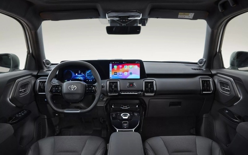 Toyota Urban Cruiser ra mắt Đông Nam Á tháng 3/2026: Pin 61 kWh đi gần 500 km Hiện tại, Toyota chưa công bố kế hoạch phân phối Toyota Urban Cruiser chính thức tại Việt Nam.