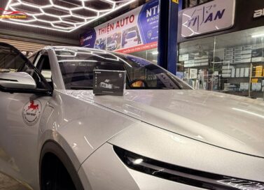 VinFast Limo Green lắp camera 3 mắt Botslab G980H ghi hình 4K sắc nét