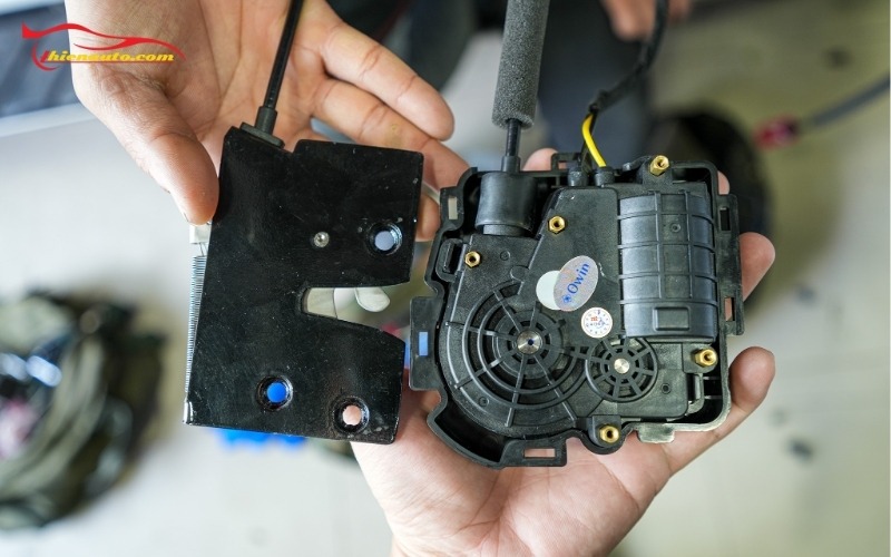 Độ cửa hít Ford Ranger tại THiện Auto giá cạnh tranh nhất thị trường