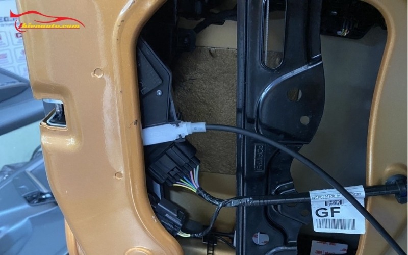 Độ Cửa Hít Ranger giúp đóng mở cửa nhẹ nhàng