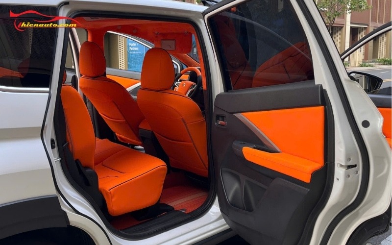 Hình ảnh thực hiện dịch vụ nâng cấp ô tô tại trung tâm phụ kiện ô tô Thủ Đức - Thiện Auto