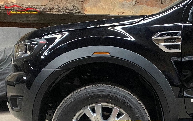 Ốp cua lốp Ford Ranger giúp bảo vệ thân xe